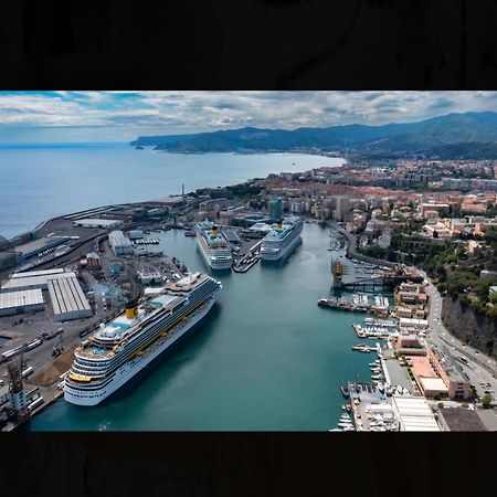 Appartement Il Talismano-In Citta -Vicino Al Mare à Savone Extérieur photo
